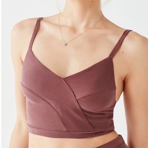 UO TOP (PART OF A SET)